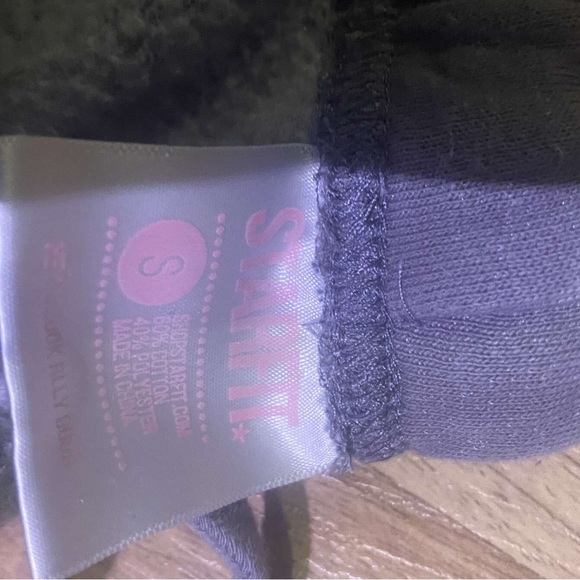 Sweatpants - Picture 2 of 3